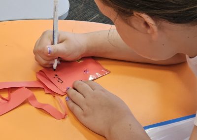 Student makes hong bao